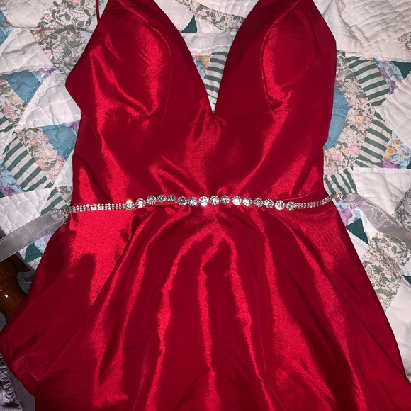 formal dress - Picture 2 of 5